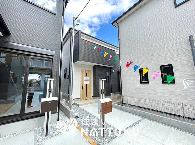 【現地写真(外観)【3号地】】高い断熱性能があり、防湿性能の高いフィルム付属で壁内の結露対策をしています。