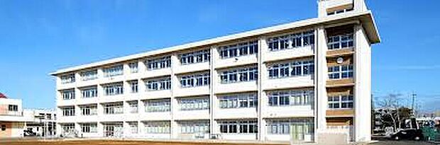 明石市立人丸小学校（約960m）