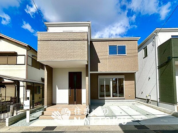 【現地写真(外観)【2号地】】断熱性、気密性を高める工夫で一年中ずっと心地よく暮らせる、高気密・高断熱です。