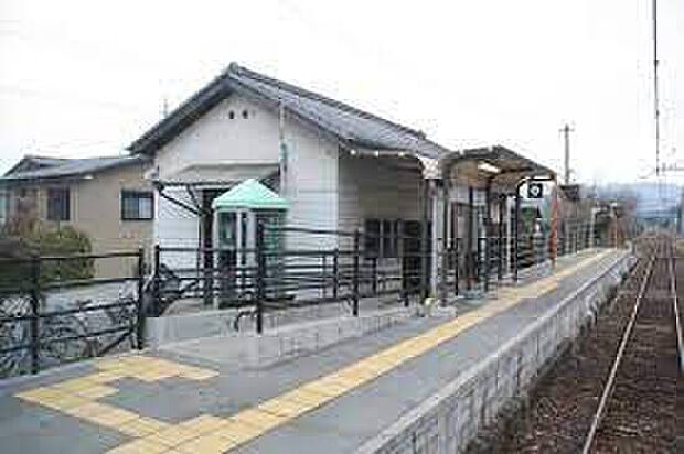 JR加古川線「新西脇駅」(約720m)
