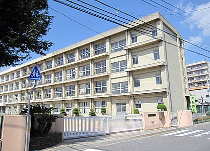 明石市立錦浦小学校 700ｍ(徒歩9分)