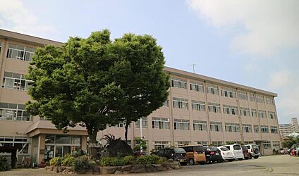 加古川市立平岡東小学校 550ｍ(徒歩7分)