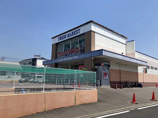 マルナカ平井店（約180m）
