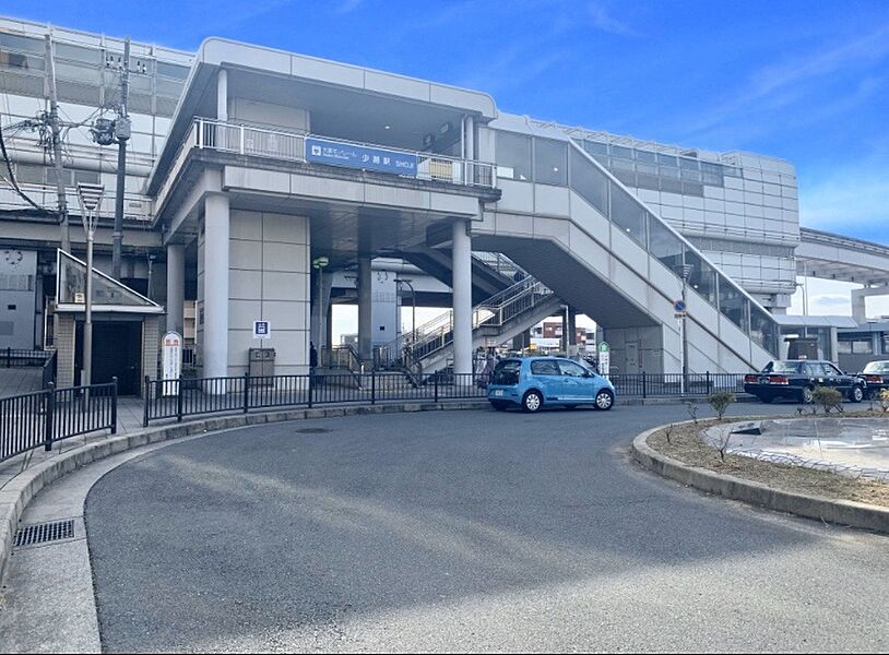 【車・交通】大坂モノレール「少路」駅