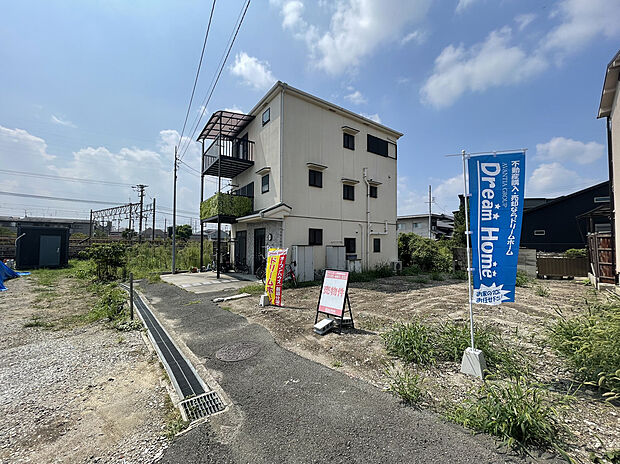 【お仕事帰りの内覧も対応可能!】
お電話で事前にご予約いただければ、平日のお仕事帰りのご案内も対応可能です。お客様のご都合に合わせて柔軟に対応いたしますので、お気軽にご相談ください!