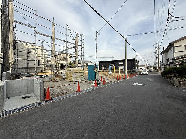 【現地写真】
■ビデオ通話を活用したご案内も可能です。お仕事などでお忙しい方でも、ご自宅から資料を見ながら物件情報をご確認いただけます。まずはお気軽にご相談ください♪