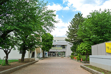 調布市立飛田給小学校 1000ｍ