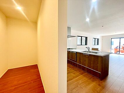 【パントリー】