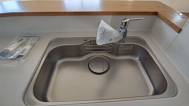 【シンク】同仕様物件の設備です。実際とは異なる場合があります。