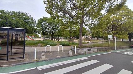 友田北公園 徒歩981m