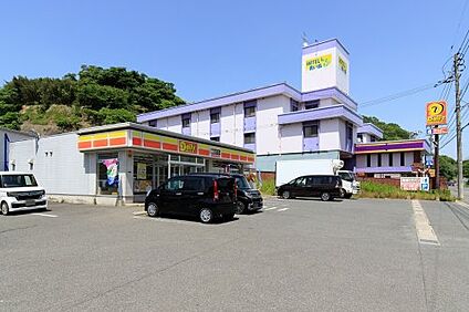 デイリーヤマザキ 遠賀水巻店 徒歩1582m