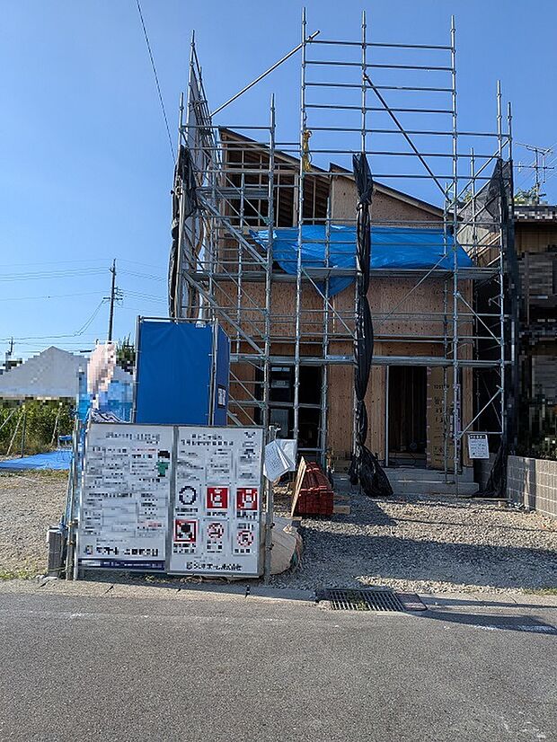 【現地（2025年8月撮影）】建物上棟