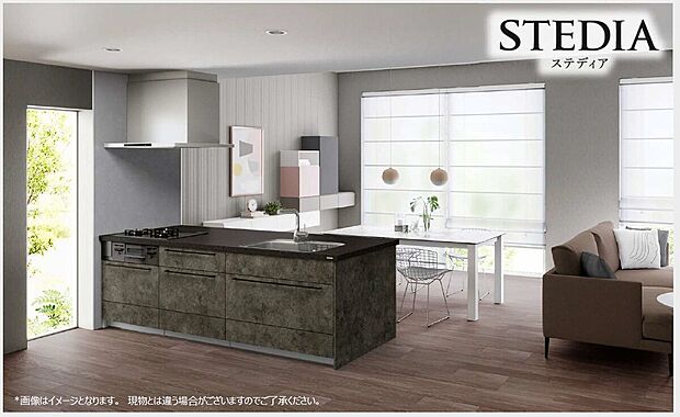 【キッチン (同仕様)】■ステディアを採用
■ステディアは、ステンレスのキャビネットが標準装備。