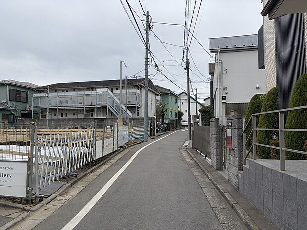 【前面道路含む現地写真】現地（2025年11月）撮影