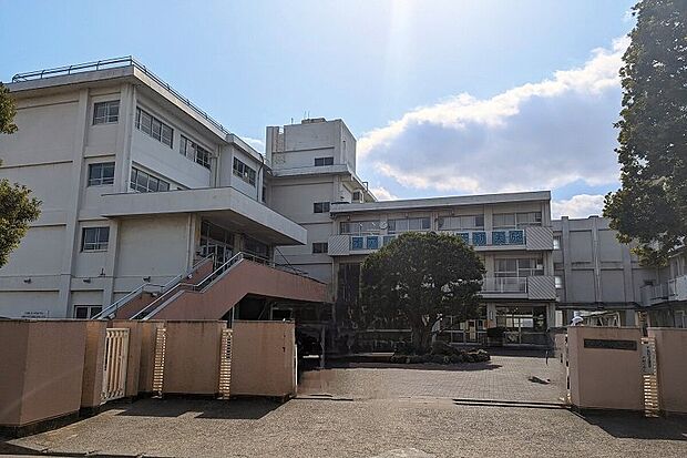 府中第八中学校（約1,200m）