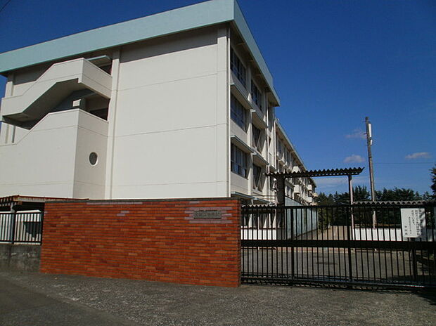 大坂上中学校（約170m）