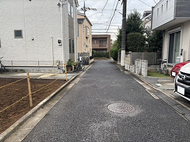 【前面道路含む現地写真】現地(2025年10月)撮影