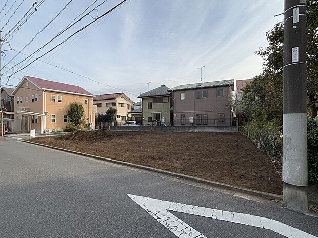 【前面道路含む現地写真】現地(2025年11月)撮影