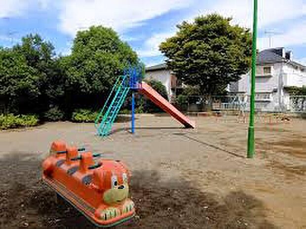 富士本わくわく公園(約160m)