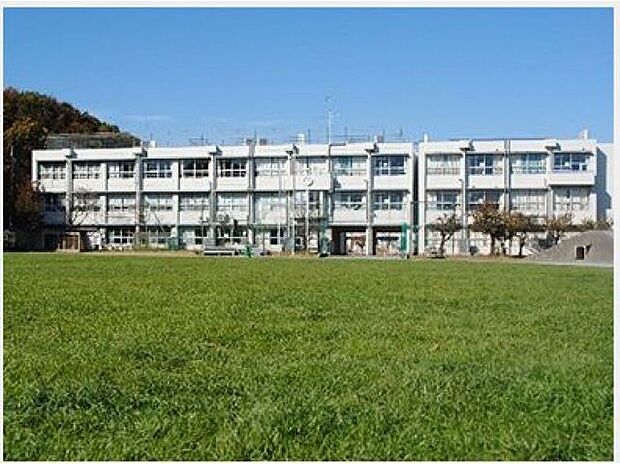 東光寺小学校(約650m)