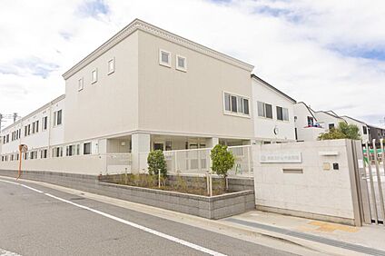 関町カトレヤ幼稚園 300ｍ