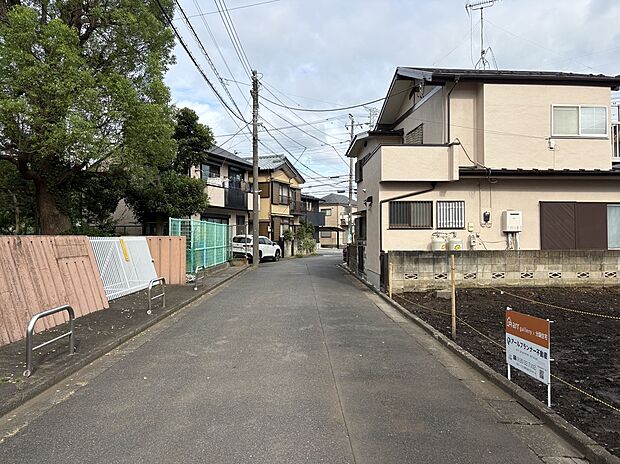 【前面道路含む現地外観写真】現地(2026年9月)撮影