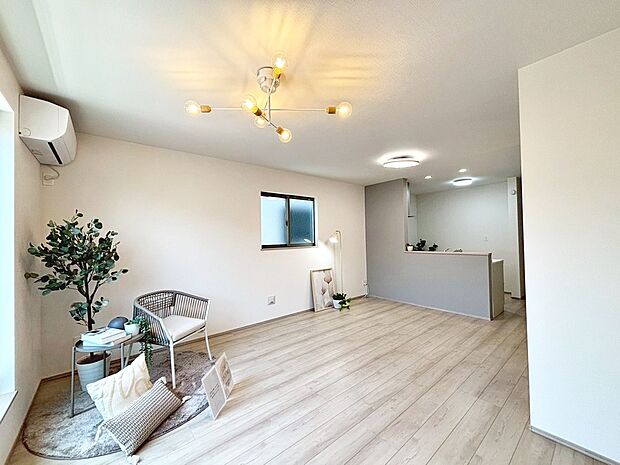 南海高野線「狭山」駅まで徒歩５分！毎日の通勤や通学に便利です♪