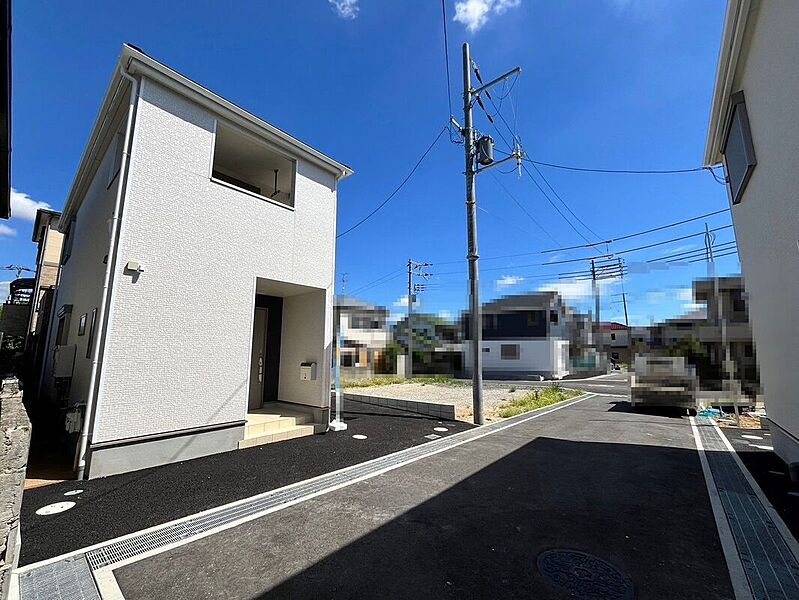 前面道路を含む現地写真