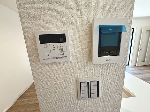 【ＴＶモニター付きインターホン】突然の来客時にも外の様子が確認できて安心です！