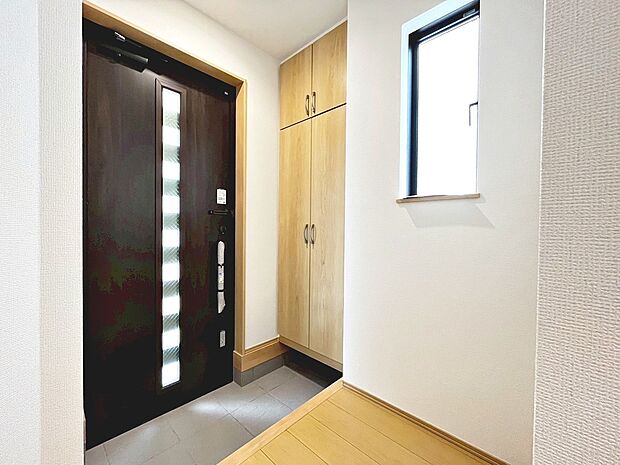 【シューズボックス】玄関周りもスッキリ片付きますね！