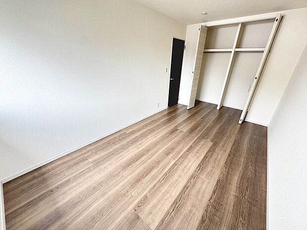 【収納】全室収納有!ウォークインクローゼットがある区画もありますよ♪家族の思い出も大切にしまっておけますね!