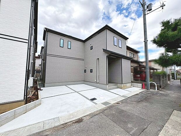 【駐車場】駐車２台可能ですよ！セカンドカーや来客時にも安心！