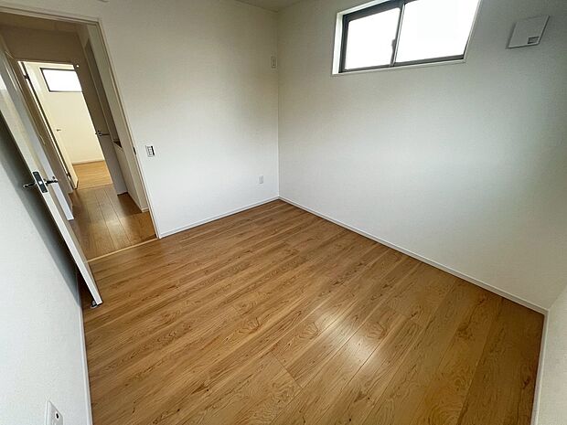 【洋室】◆現地案内会開催中◆もちろん、当日のご連絡でも対応可能です♪ご自宅にお迎えも可能です！