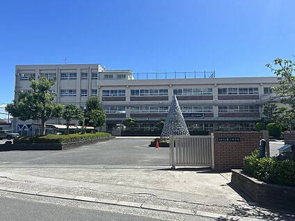 市立第二中学校 約350m(徒歩約5分)