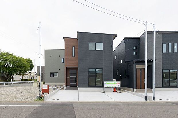 【現地写真】図面ではなく、実際に内観・周辺環境を目で見て体感！暮らしのイメージが湧きやすくなりますよ♪