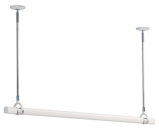 【ホスクリーン】1階物干し室にはホスクリーンが2セット付いています。
一度にたくさんの洗濯物を干すことができます。
使う方に合わせて高さ調整もできますよ♪
※物干し竿は付いていませんのご了承ください。