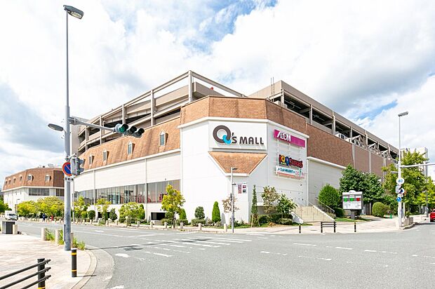 みのおキューズモール（約950m）