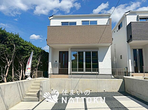 現地写真（街並み）
全２邸
駐車２台可能