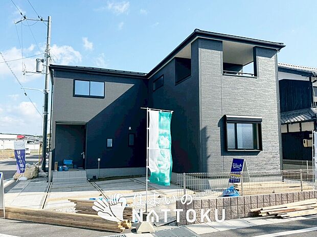 現地写真(街並み)
全4邸
駐車2台可能