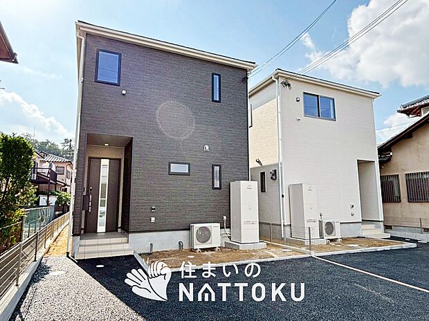 現地写真(街並み)
全2邸
駐車2台可能