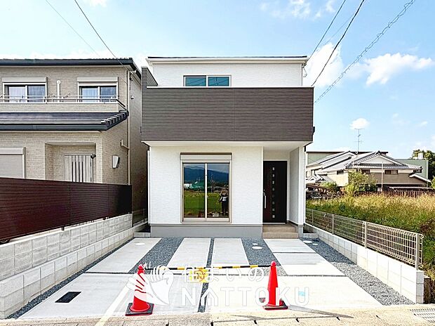 現地写真(外観)
限定1邸
駐車2台可能