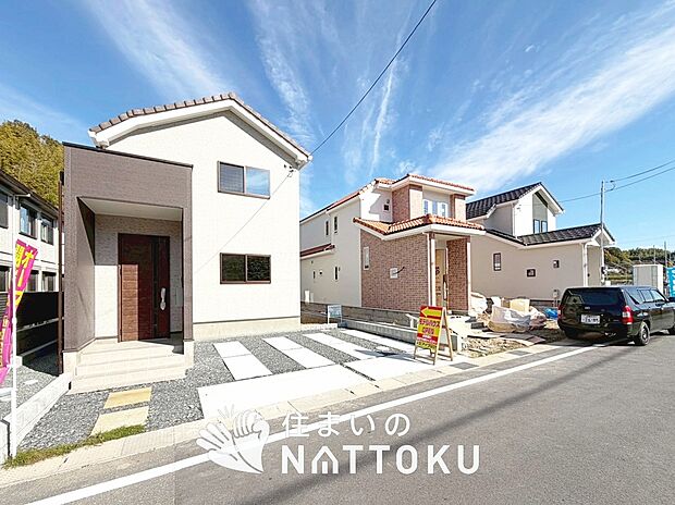 現地写真(街並み)
全24邸
駐車2台可能