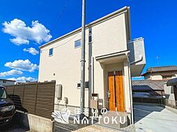 阪急宝塚本線「石橋阪大前」駅 バス7分「呉羽の里」バス停 徒歩2分