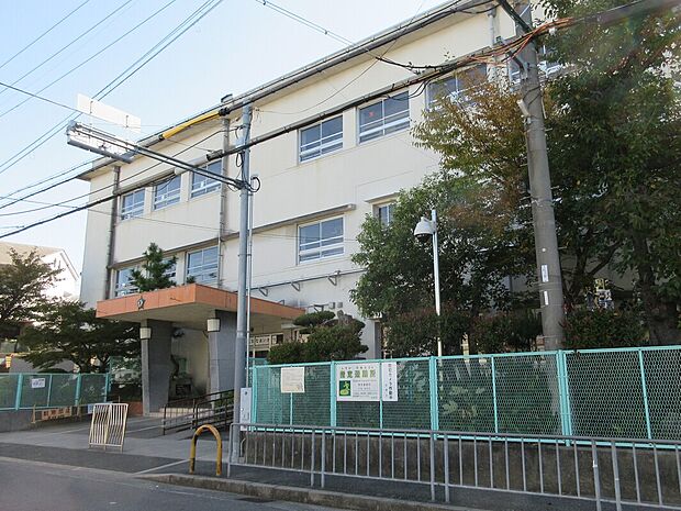 堺市立西百舌鳥小学校（約650m）
