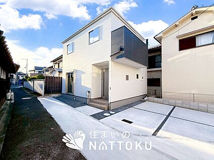 現地写真（前道含む外観）