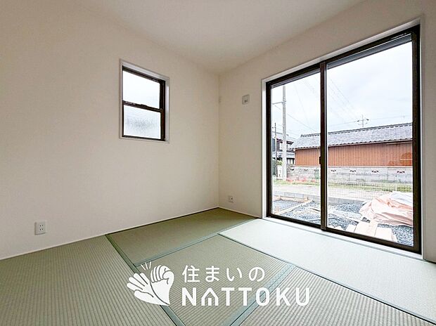 【現地写真(和室)】大壁仕様の新和室。くつろぎの空間です。