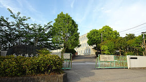 城陽市立南城陽中学校(約1,700m)