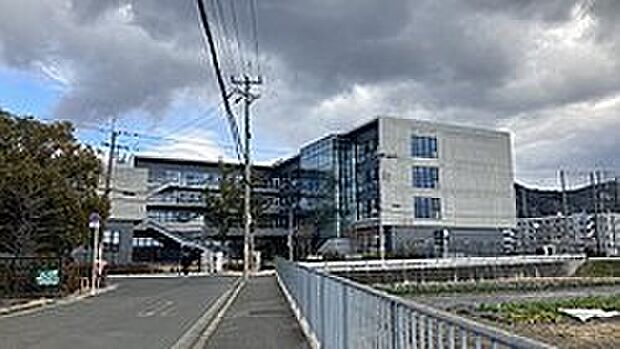 交野市立交野みらい学園(約1,200m)