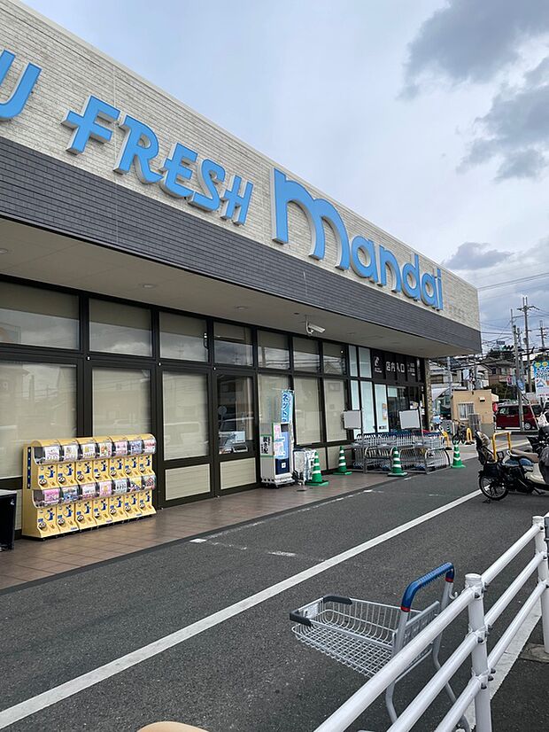 万代河原城別館店(約530m)