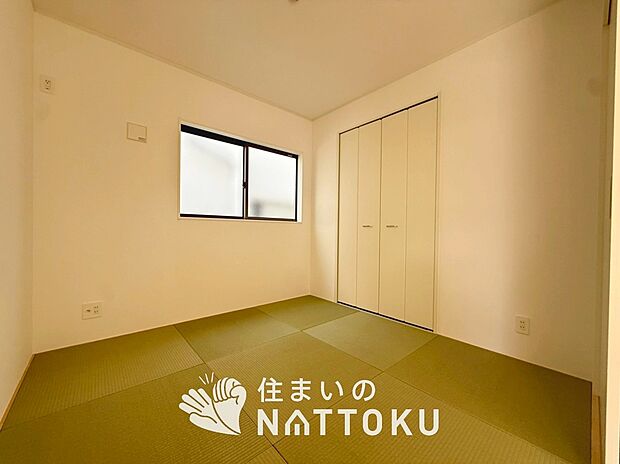 【現地写真(和室)】大壁仕様の新和室。くつろぎの空間です。